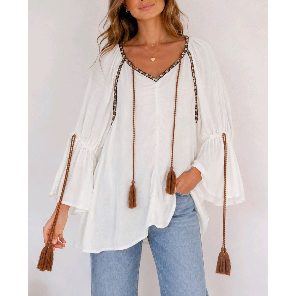 NWT Signature Studio Boho Peasant Top Ivory Tassel Bell Sleeve Tunic L